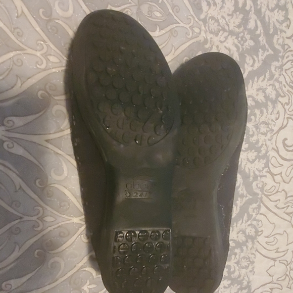 Shoes - Picture 3 of 3